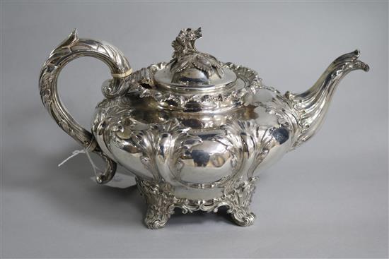 A Victorian silver teapot by Reily & Storer, gross 25.4 oz.